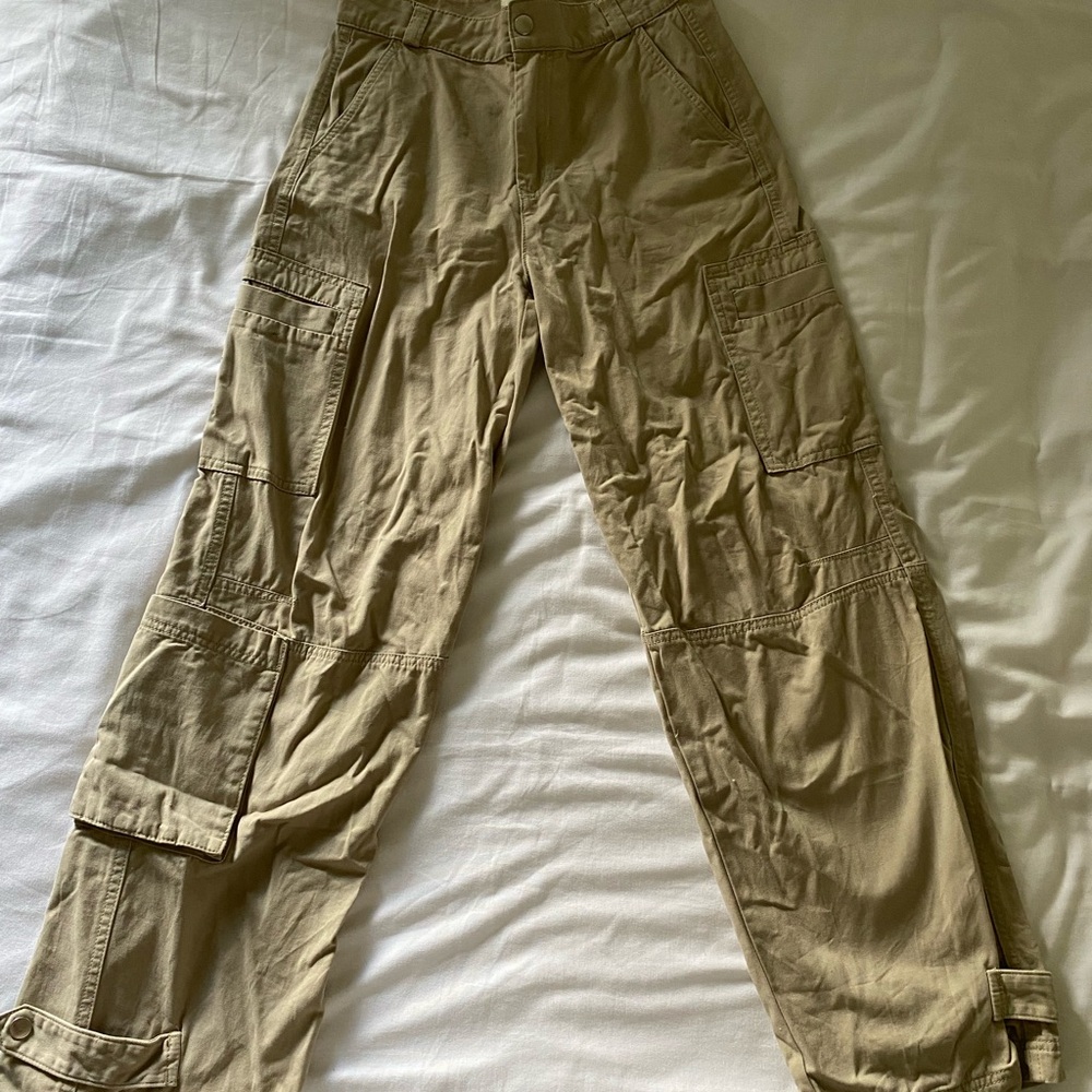 Women’s Cargo Pants